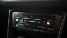 Volkswagen Tiguan 1.5 TSI 150 Life 5dr DSG Petrol Estate